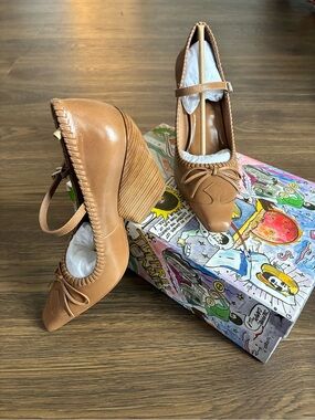 Free People “Amorette”Cognac Tan Leather Mary Jane Block Heels